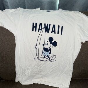 White T-Shirt with Mickey Mouse Hawaii Print